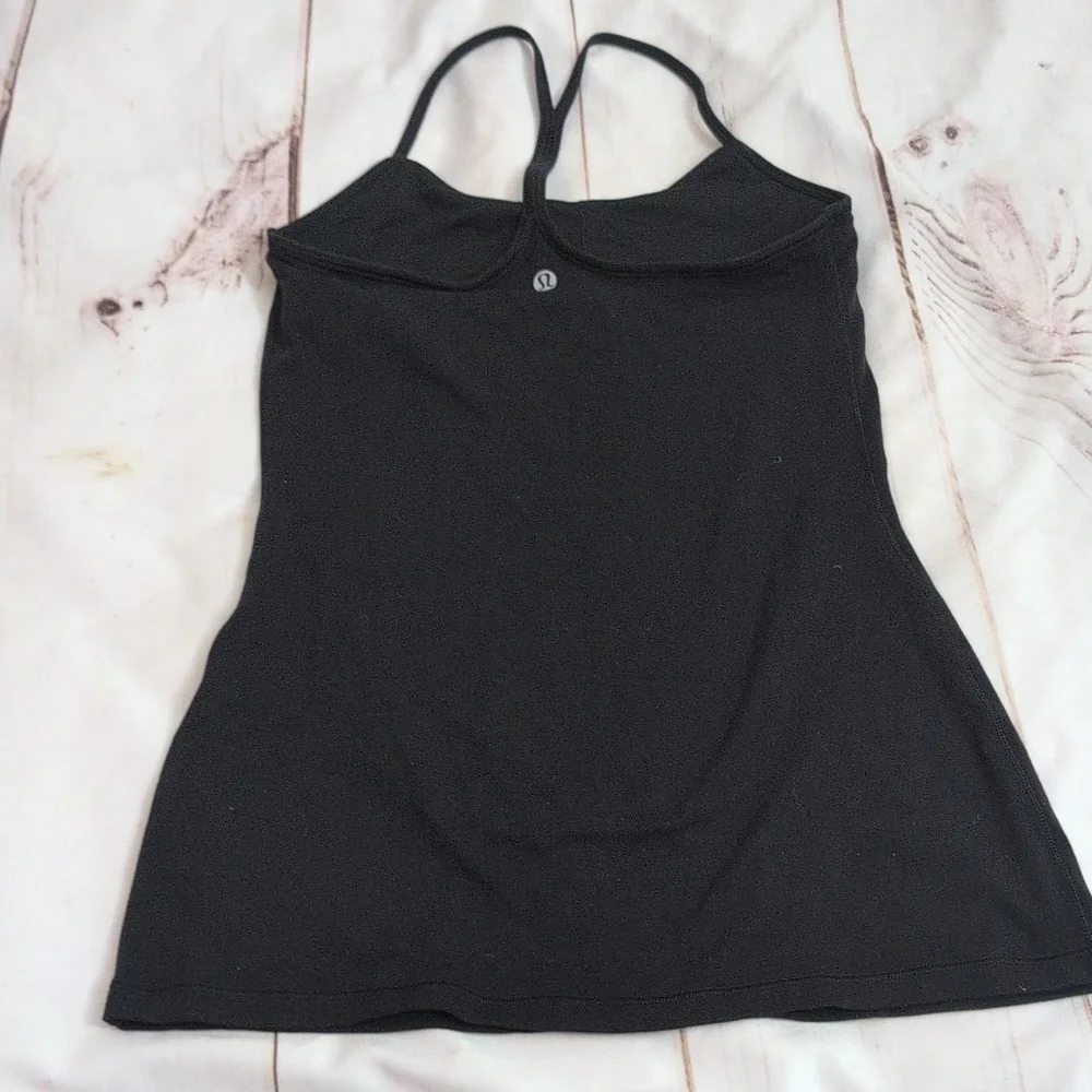 Lululemon Power Pose Tank Black size 4 Small for Light Support For A/B Cup